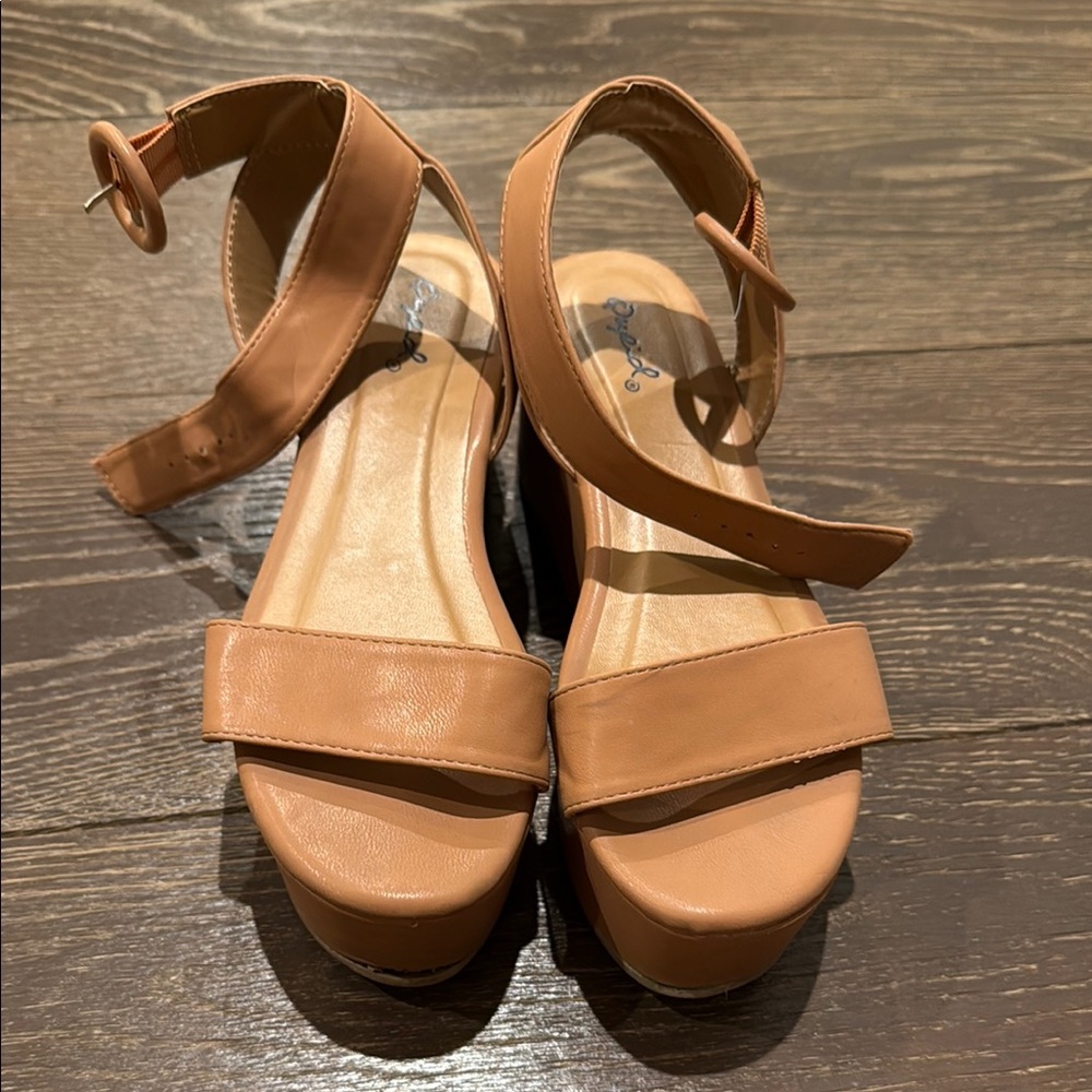 Qupid Tan Sandals with Ankle Straps and Cushioned Footbed